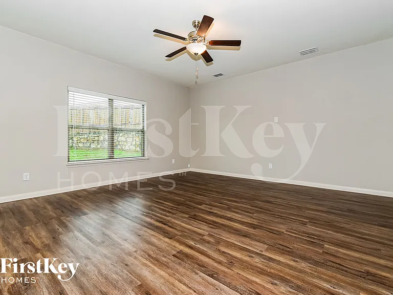 14267 Chaps Dr — Photo 4