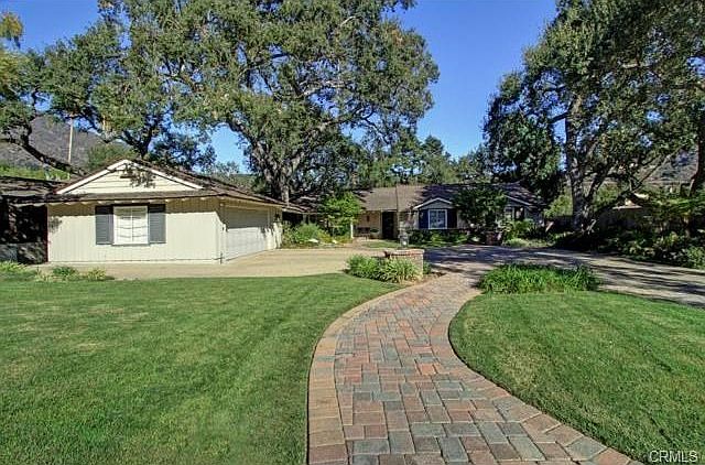 1st image of 1910 Highland Oaks Dr