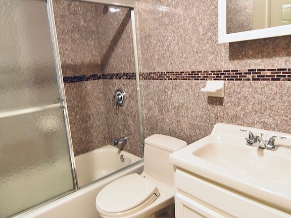 5th image of 136 W 129th St #1FF