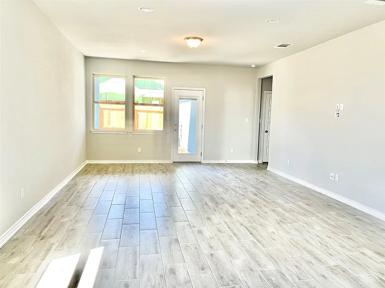 2929 Sage Ranch Dr — Photo 21