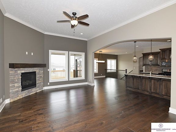 4th image of 4111 N 191st St
