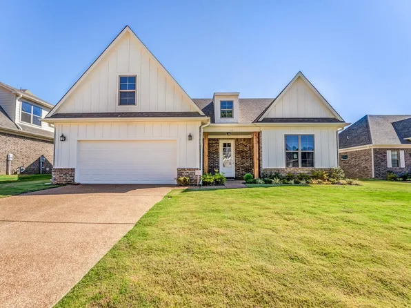 135 Valleyview Ln, Oakland, TN 38060