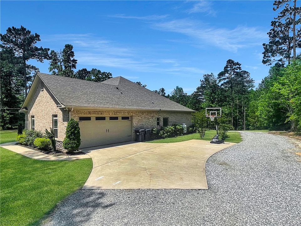 1271 Lee Road 288, Smiths Station, AL 36877 Zillow
