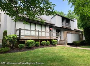 22 White Oak Ct, Monmouth Junction, NJ 08852