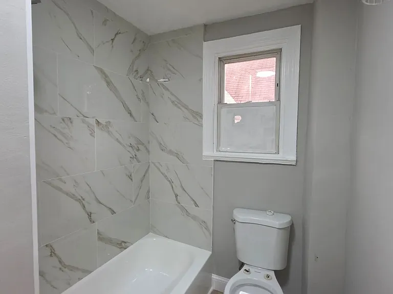 431 Greenwich Ave #2 — Photo 5
