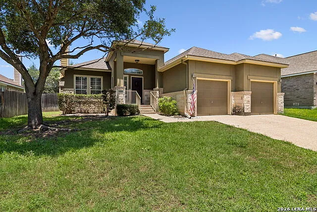 1303 Bluff Frst