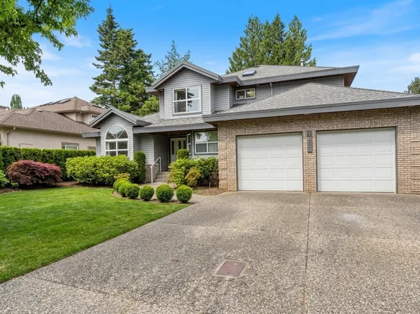 4577 217th St, Langley, BC V3A 9B7