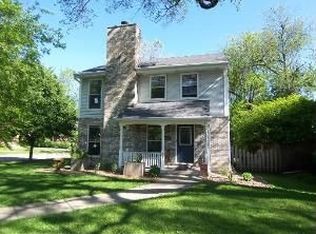 911 Caton Ave, Joliet, IL 60435