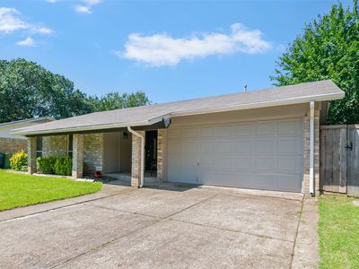 122 Centennial Dr, Lewisville, TX, 75067