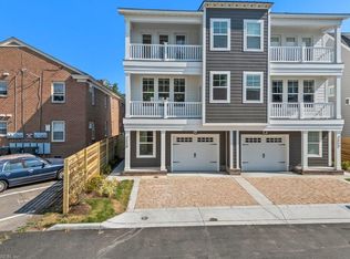 405-33 1/2 St #B, Virginia Beach, VA 23451