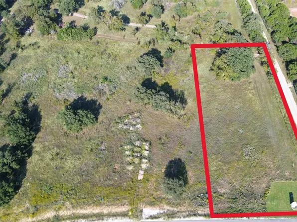 9042 Brownie Luker Ct, Granbury, TX 76048