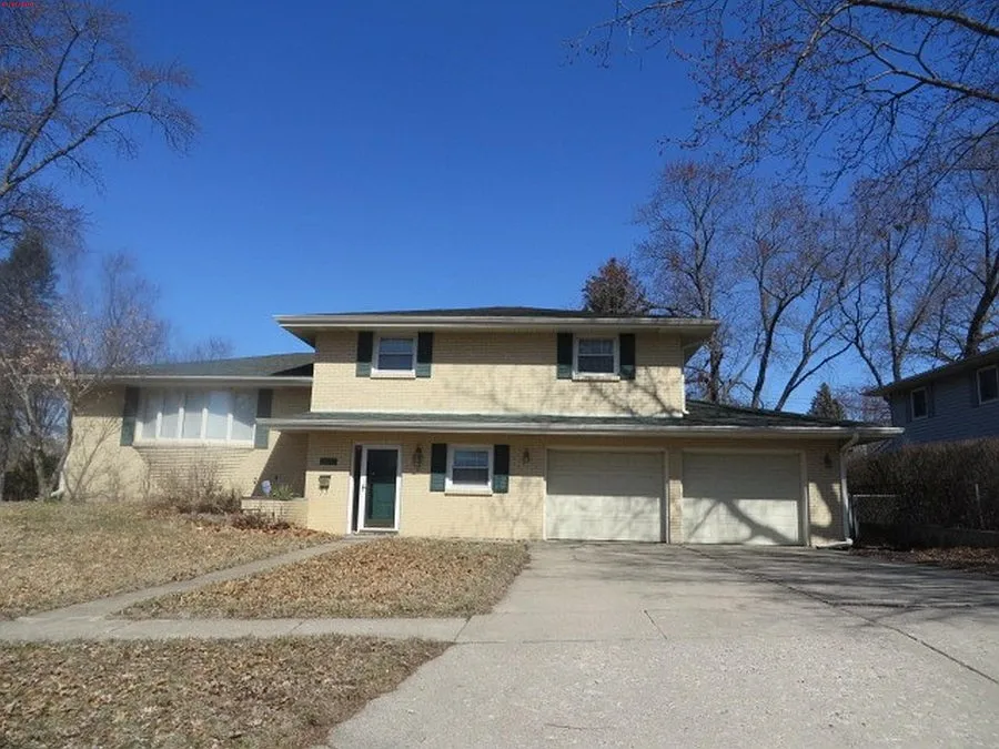 3704 Oklahoma Dr photo 1