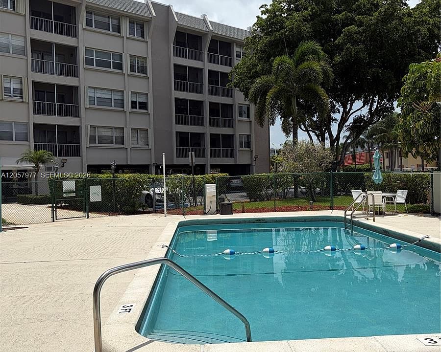 1st image of 505 Spencer Dr APT 315