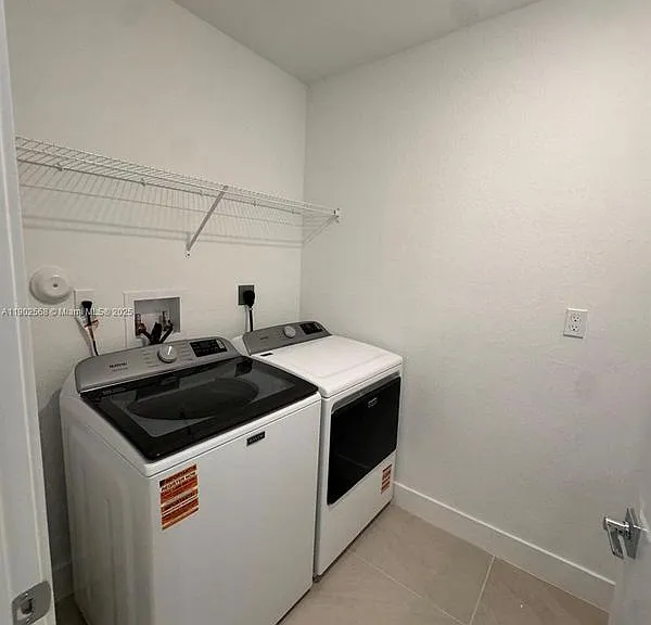 17108 SW 2nd Cir #TOWNHOUSE — Photo 5