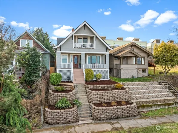 2320 Tacoma Avenue S, Tacoma, WA 98402