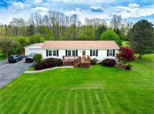 2827 County Road 10, Canandaigua, NY 14424