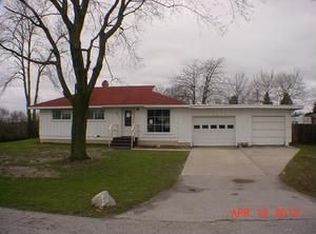 4122 Ridgewood Dr, Bay City, MI