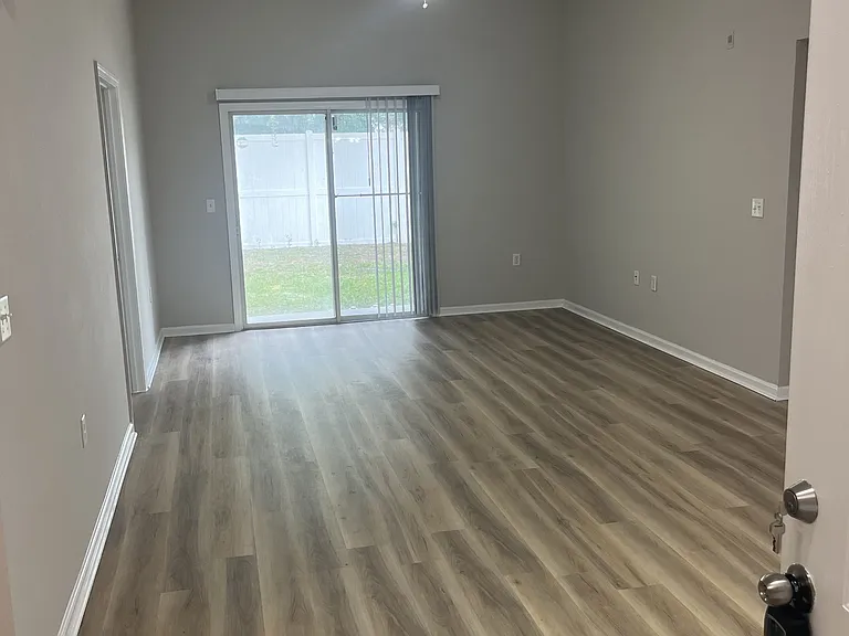 5101 Playpen Dr #2 — Photo 6