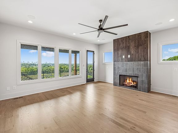 3rd image of 2118 Cliff Dr Lot C