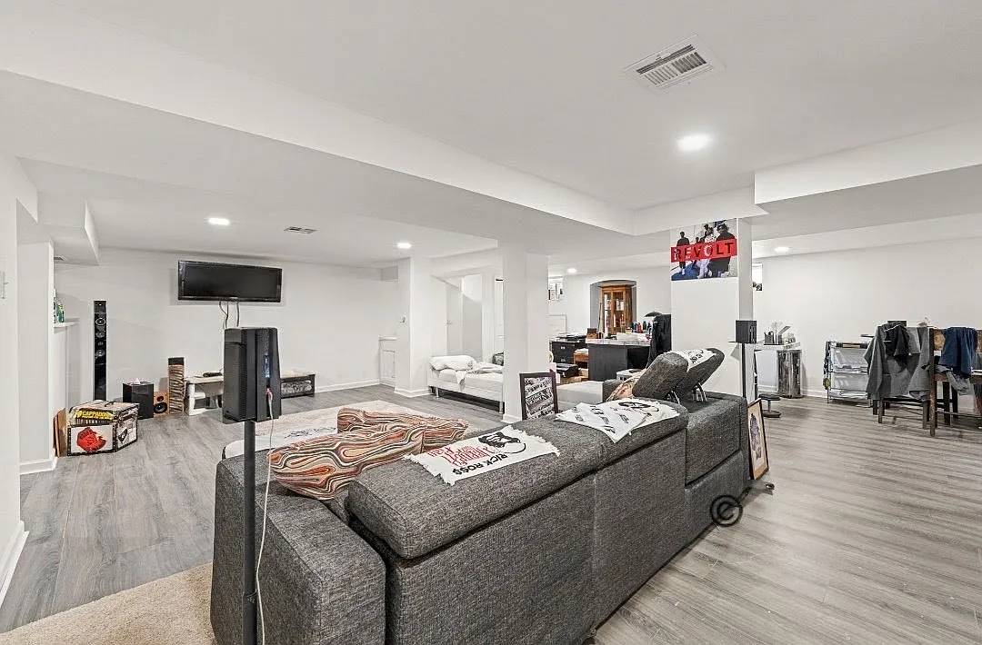 5 bed, 3.5 bath, 3000 sqft, $4,500 — Photo 4