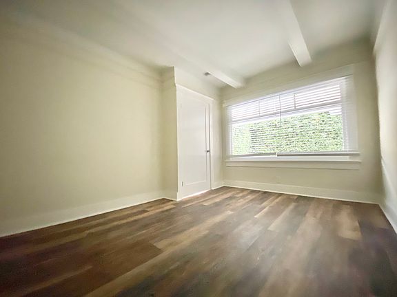 3rd image of 1127 Echo Park Ave #1/2