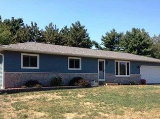 2713 SW Schabacker Ct, Menomonie, WI 54751