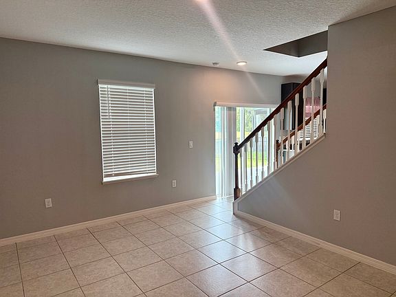 4th image of 2213 Canyon Breeze Ave