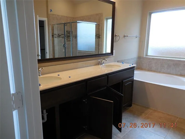 12916 Coast Way — Photo 8