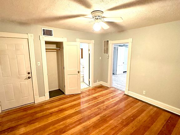 5th image of 1046 Jessie St APT 1