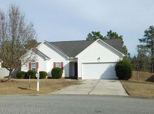 111 Buckeye Dr, Raeford, NC 28376