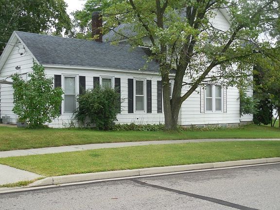 3rd image of 221 W Council St