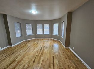 6417 N Bell Ave APT 3, Chicago, IL 60645