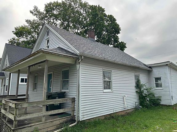 2nd image of 1116 E Bowman St