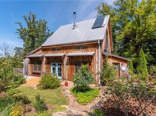 236 Longs Chapel Rd, Weaverville, NC 28787