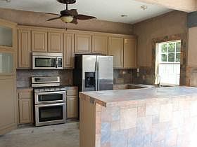 outdoor kitchen