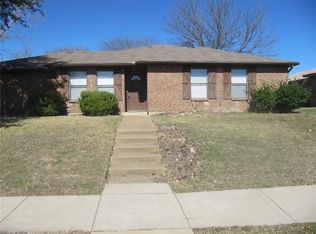 7119 Elderberry Ln, Dallas, TX 75249