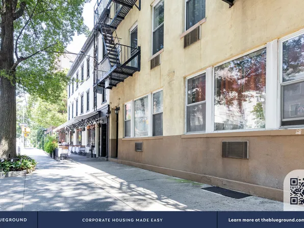 562 Hudson Street image 18 of 18