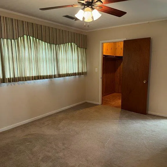 1113 Sumter St — Photo 17