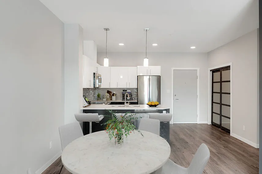Treanor Terrace Apartments — Photo 4