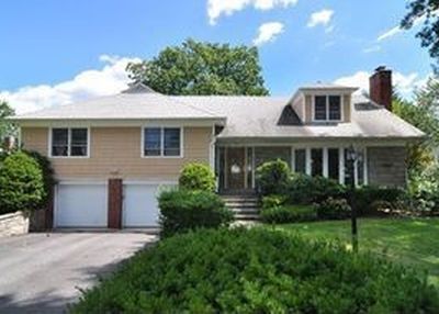 804 Wolfs Ln, Pelham, NY, 10803
