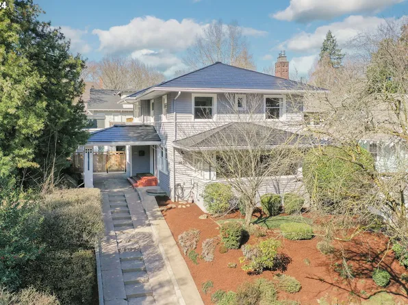 3625 E Burnside St, Portland, OR 97214
