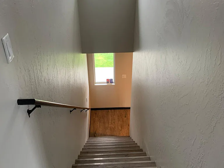 8007 Budsage Dr — Photo 32