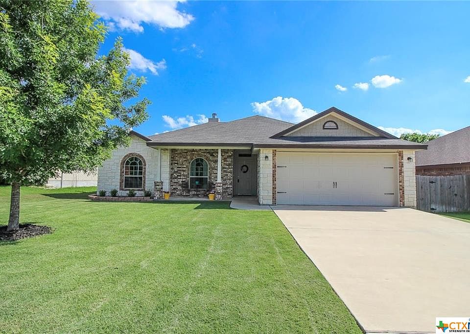 1st image of 8611 Surrey Dr