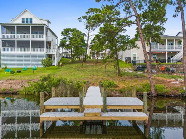 306 Turtle Cv, Panama City Beach, FL 32413