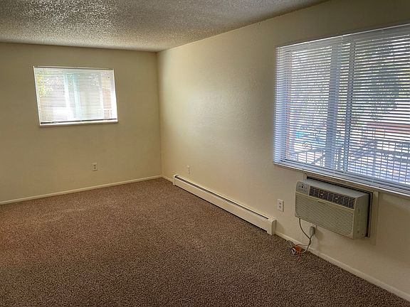 5th image of 1411 Ulysses St APT 9