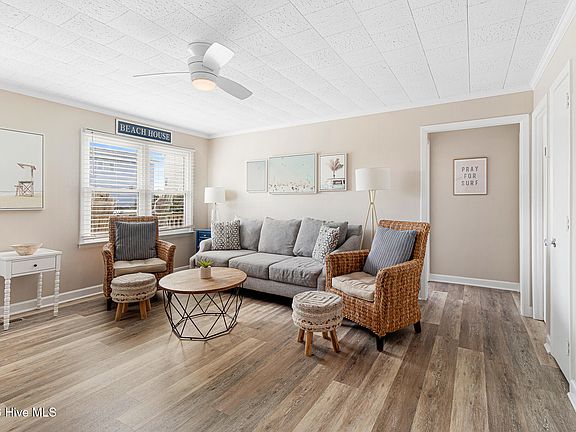4th image of 902 Ocean Drive #E&W