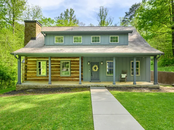 6735 Justins Ridge Rd, Nashville, IN 47448