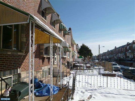 3rd image of 4505 Vista St