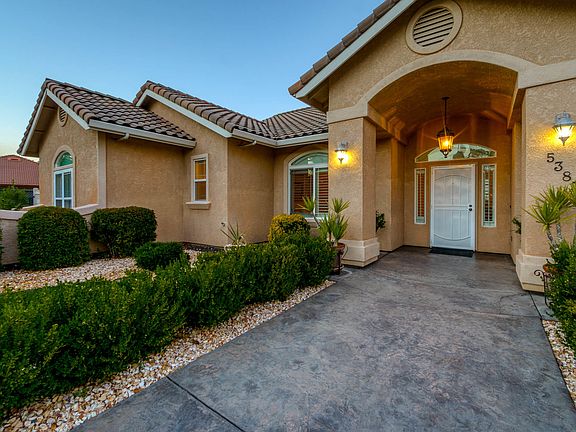 2nd image of 5383 Indianwood Dr