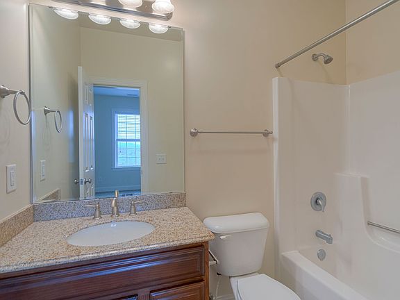 4th image of 1201 Lawrence St #26321cb38